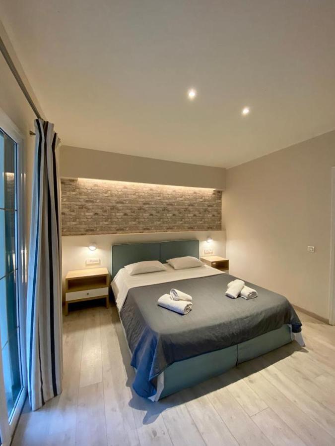 Callisto Beach Hotel Liapades Bagian luar foto